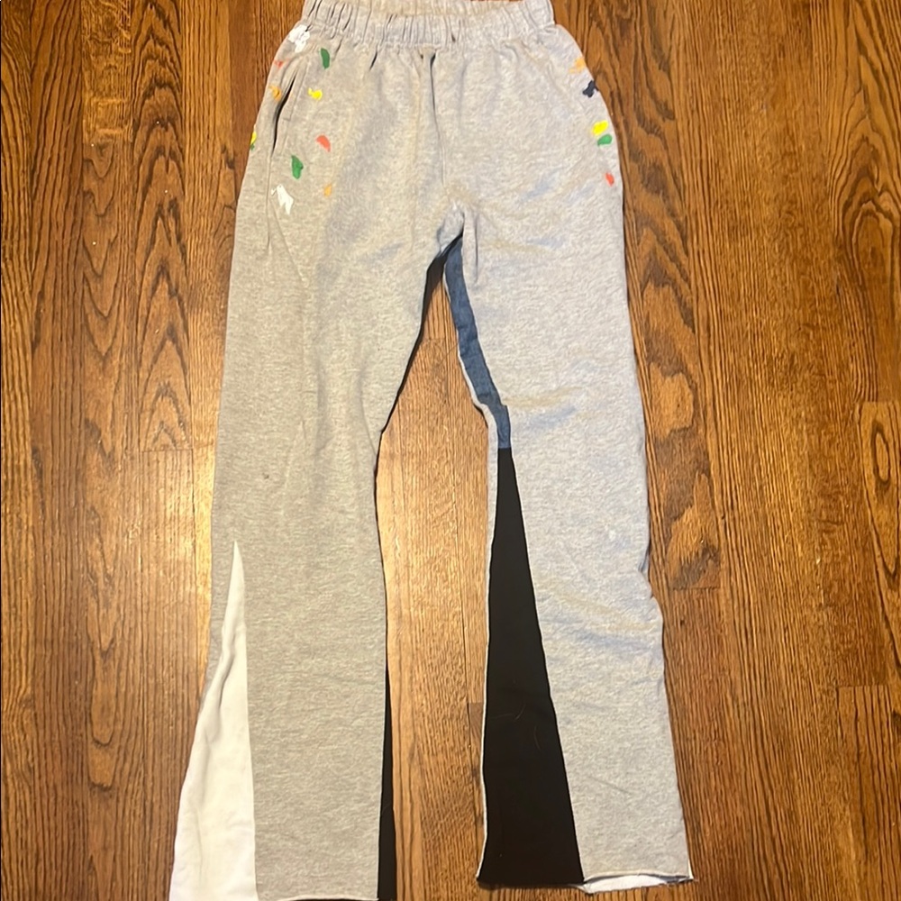 CONTRAST BOOTCUT SWEATPANTS